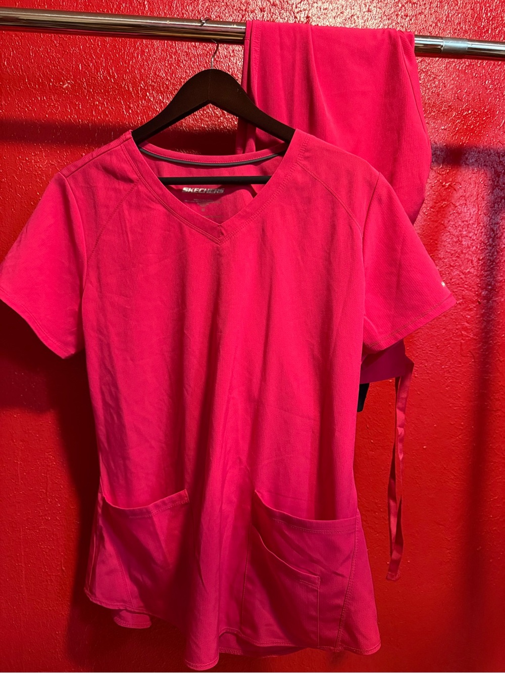 78. Preloved Skechers Hot Pink Women's Scrub Top and Pants Set